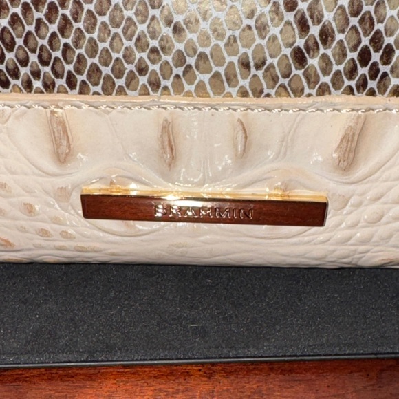 Brahmin Cream and Brown Textured Crossbody Bag - Picture 3 of 13